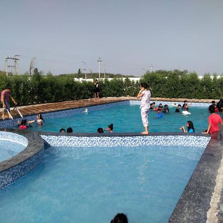 Amazing Fun World By Nexottel Hotel ทวารกา ภายนอก รูปภาพ