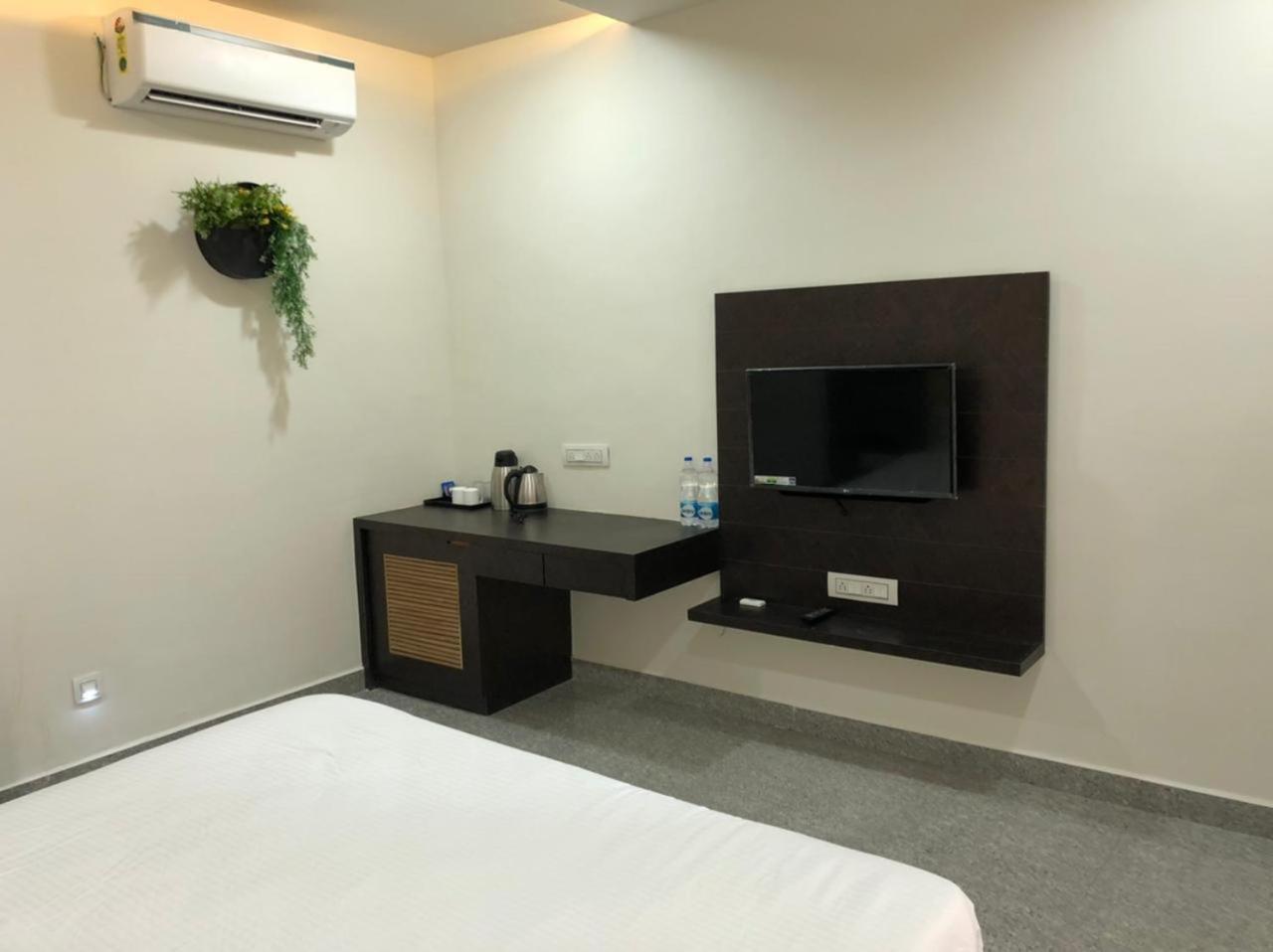 Amazing Fun World By Nexottel Hotel ทวารกา ภายนอก รูปภาพ